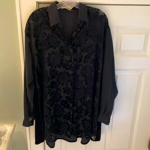 Lush cut velvet flowing top with see through sleeves. Perfect beach coverup